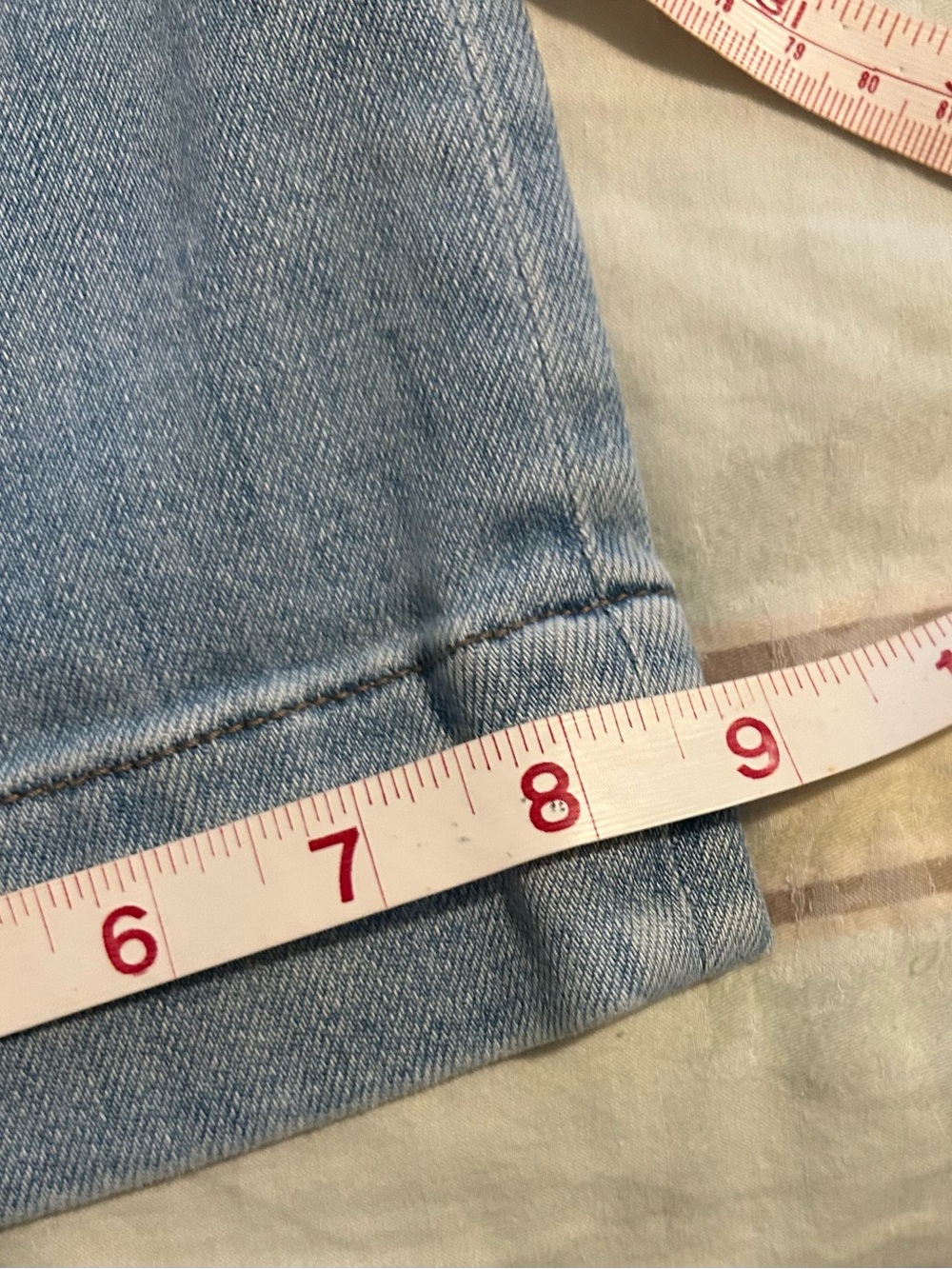 Kut from the Kloth Kelsey Mid Rise Wide Hem Ankle Flare Jeans Light Wash 12 - Picture 6 of 12